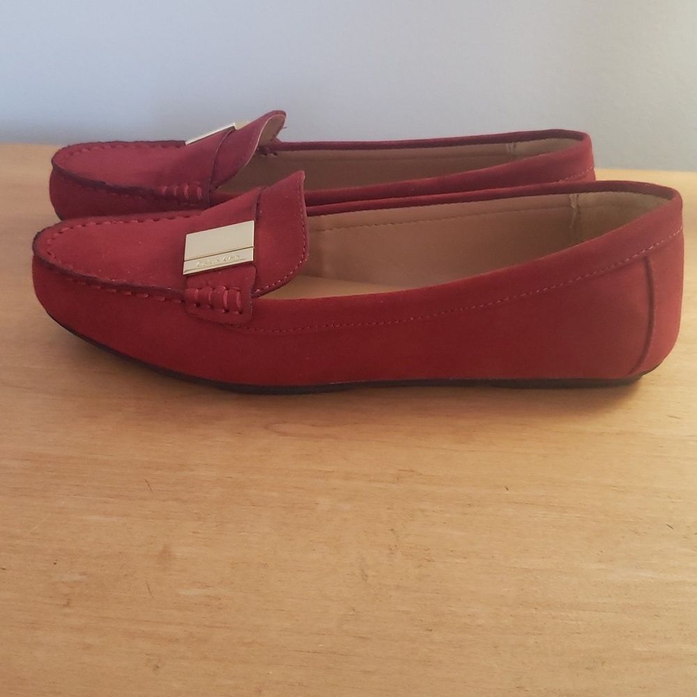 Calvin Klein Shoe Womens 7 Driving Moccasin Loafer Slip on Red Suede Academia